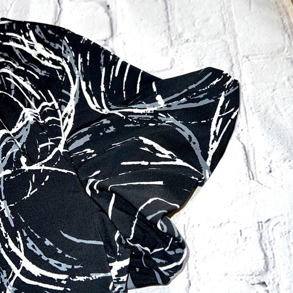 ALFANI Ruched Short Sleeve Shell Top - Picture 7 of 16